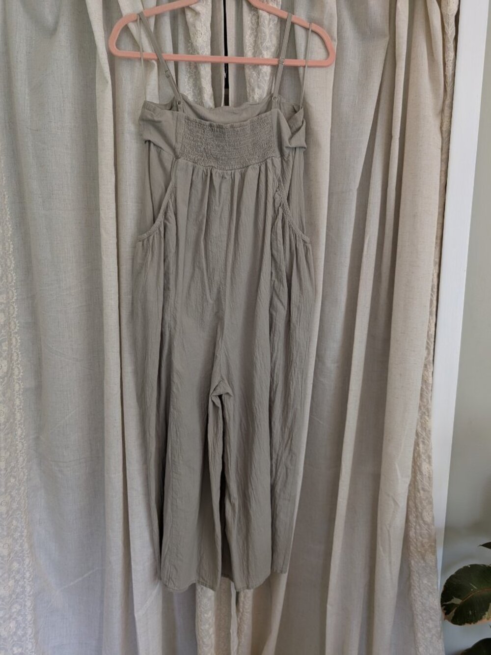 Neuflora Jumpsuit - Picture 3 of 4